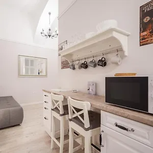  Apartment Bpr Waldorf Wooden