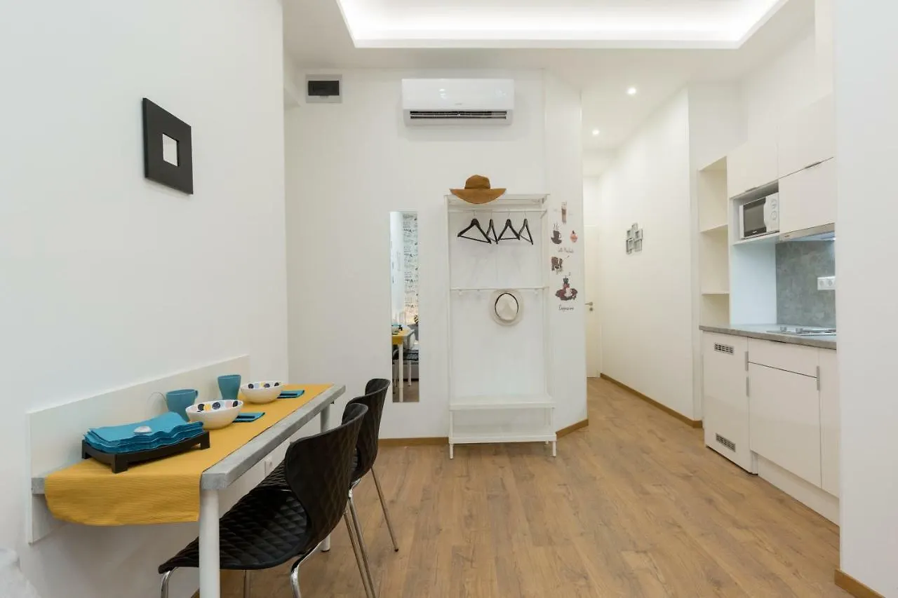 Apartment Budapest Holidays Downtown Hungary